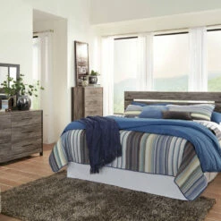 Ashley Furniture Cazenfeld - Black/Gray - Dresser, Mirror Dressers