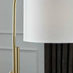 Ashley Furniture Baronvale - Brass Finish - Metal Floor Lamp (1/cn)