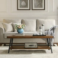 Emerald Home Tables Chandler Cocktail Table