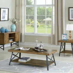 Emerald Home Chandler End Table