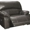 Ashley Furniture Hallstrung - PWR Recliner/ADJ Headrest