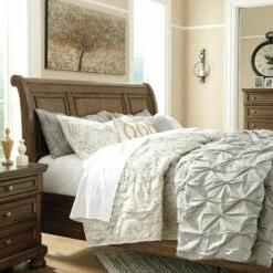 Signature Design By Ashley® Beds Flynnter - Medium Brown - King Sleigh Bed With 2 Storage Drawers