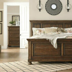 Signature Design By Ashley® Flynnter - Medium Brown - Queen Panel Bed Beds