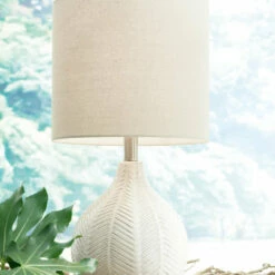Ashley Furniture Rainermen - Off White - Ceramic Table Lamp (1/cn)