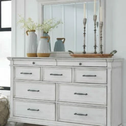 Benchcraft® Kanwyn - Attractive - Dresser, Mirror, Panel Bed