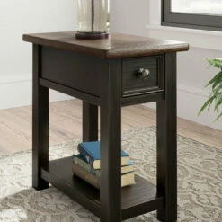 Ashley Furniture Tyler - Black / Gray - Chair Side End Table