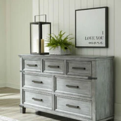 Signature Design By Ashley® Russelyn - Dresser, Mirror, Storage Bed Bedroom Sets