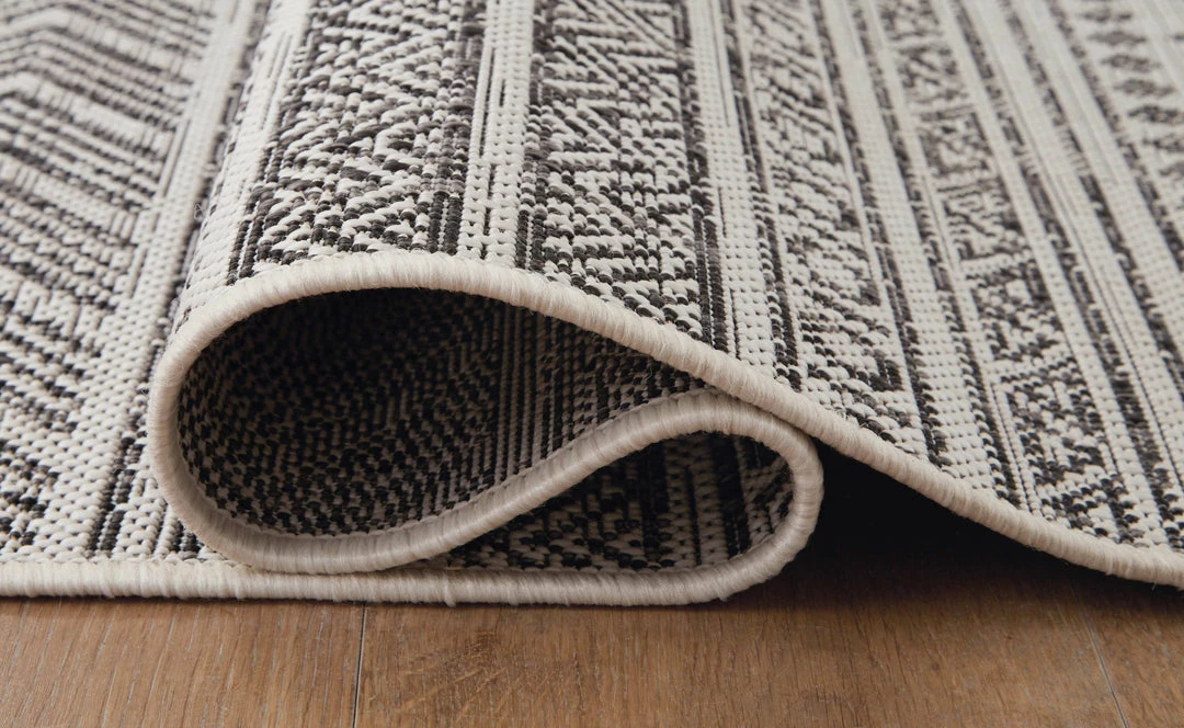 Cheap 💯 Ashley Furniture Accessories Brinoy - Black/white - Large Rug ❤️ 6 Ashley Furniture Accessories Brinoy - Black/white - Large Rug