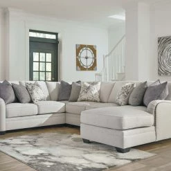 Benchcraft® Sectionals Dellara - Sectional With Chaise