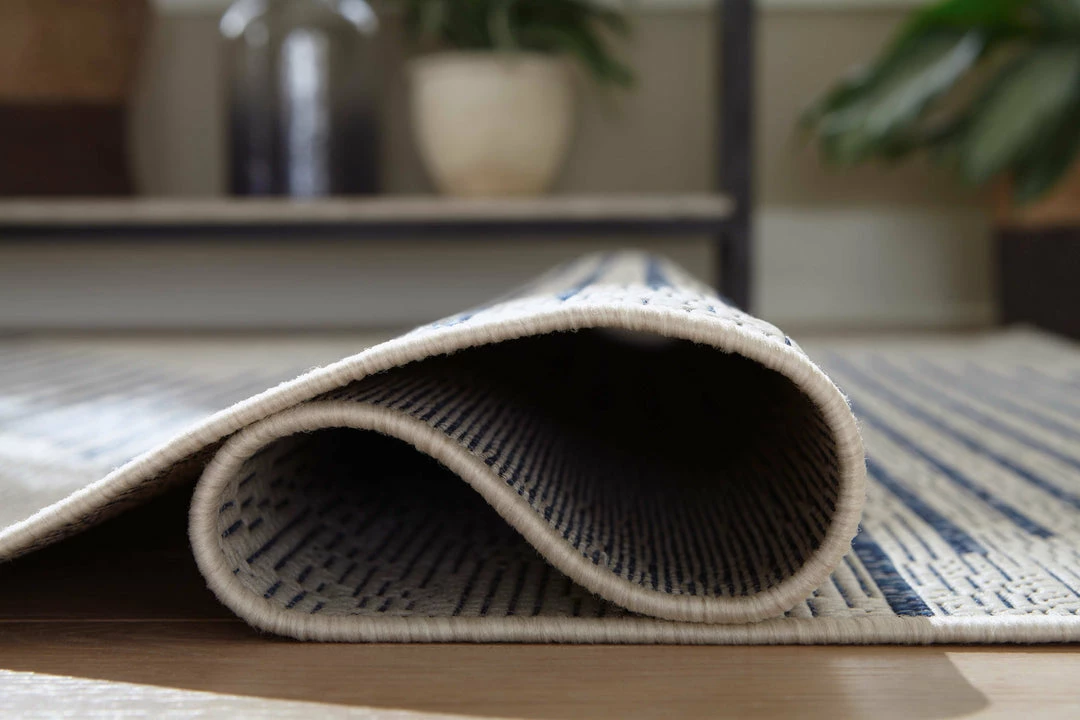 Best reviews of 👍 Ashley Furniture Alverno - White/blue - Large Rug Accessories 🤩 5 Ashley Furniture Alverno - White/blue - Large Rug Accessories