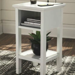 Ashley Furniture Tables Marnville - Accent Table