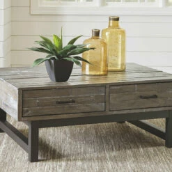 Ashley Furniture Tables Mondoro - Grayish Brown - Lift Top Cocktail Table