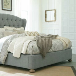 Ashley Furniture Mendez - Taupe - Throw (3/cs)