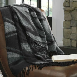 Ashley Furniture Cecile - Black/gray - Throw (3/cs) Accessories